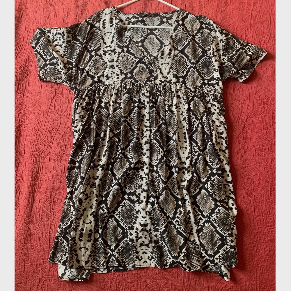 Zara Short Sleeve Snake Print Dress